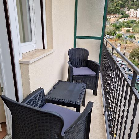 Rocksea Rooms Cefalù Eksteriør billede