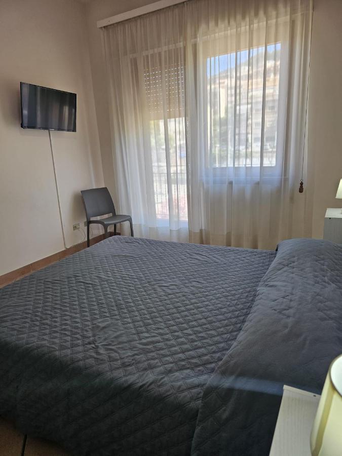 Rocksea Rooms Cefalù Eksteriør billede