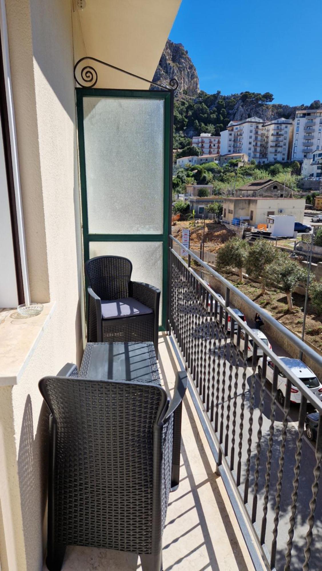 Rocksea Rooms Cefalù Eksteriør billede