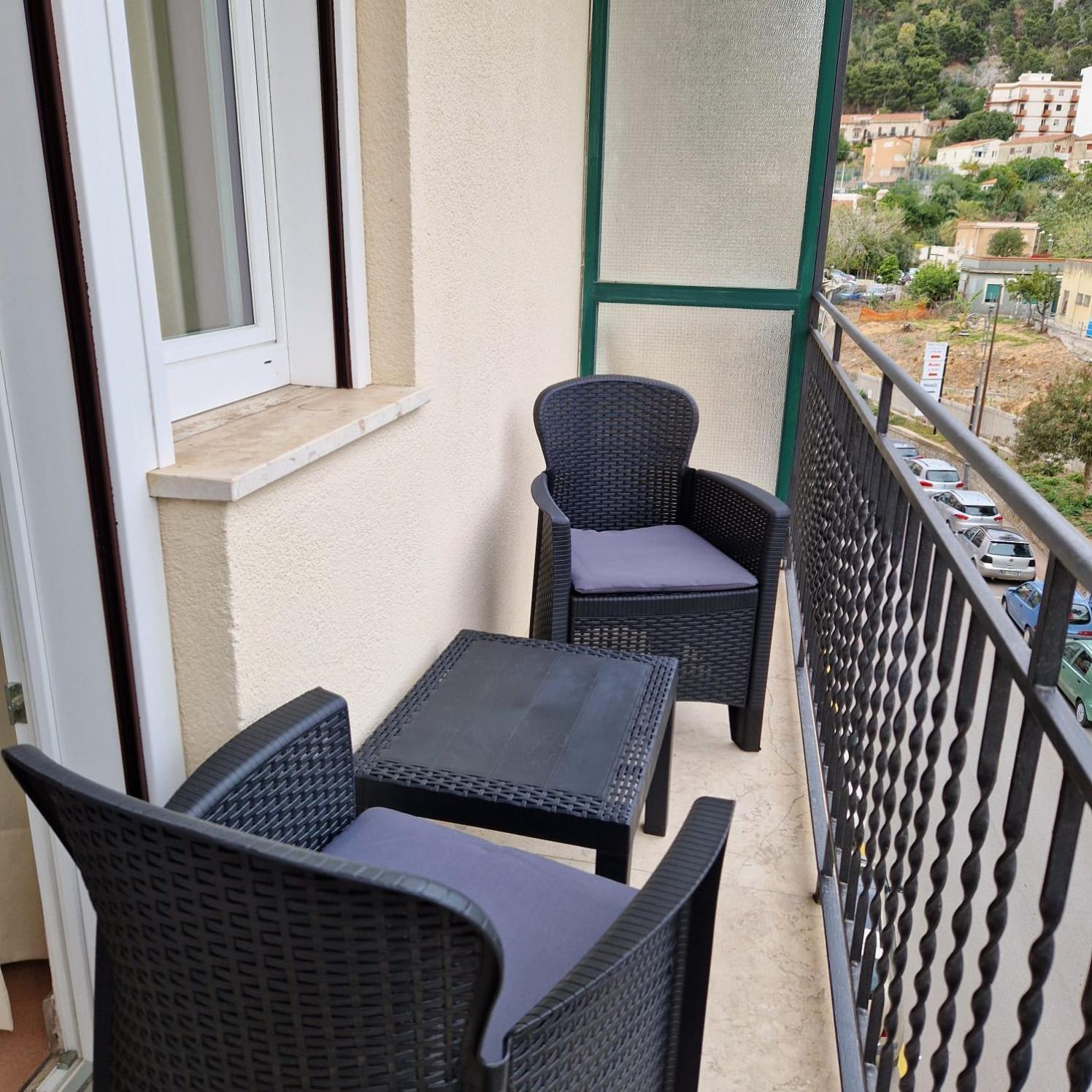 Rocksea Rooms Cefalù Eksteriør billede